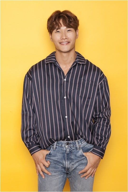 金鍾國正忙於籌備出道30週年紀念專輯與10月演唱會