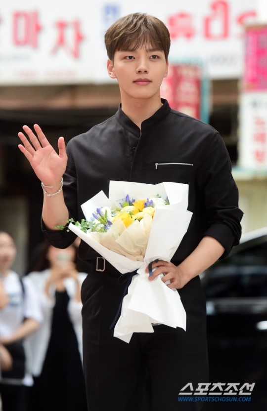 以前的呂珍九...