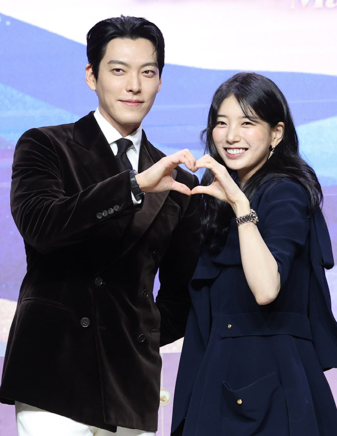 秀智&金宇彬新劇《許願吧，精靈》製作發佈會