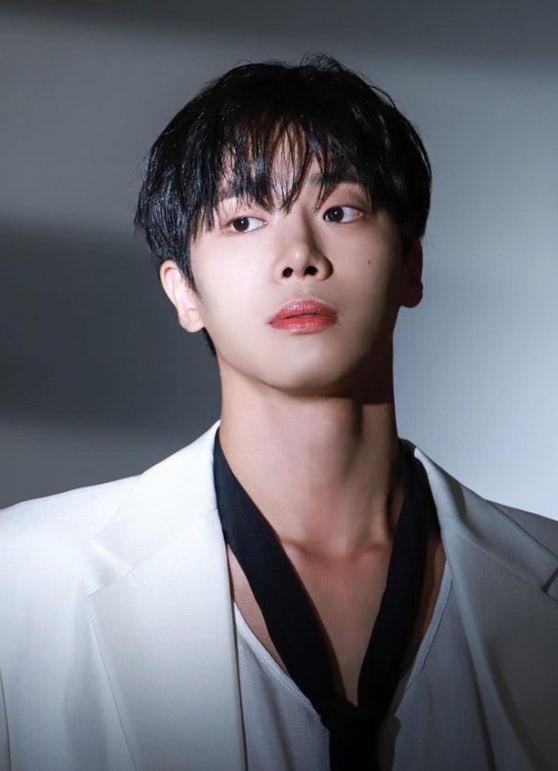 秋英宇飾演惡魔3375號