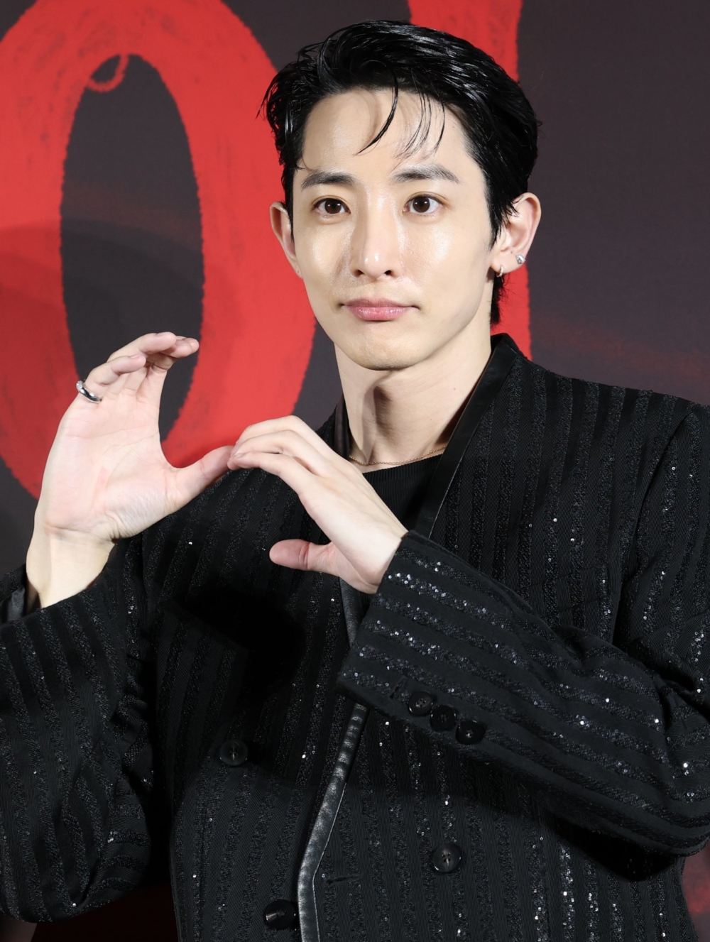 李洙赫在中國杭州舉行了粉絲見面會