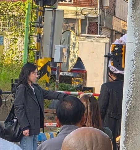 高允貞&具教煥新劇《每個人都在與自己的無價值鬥爭》路透曝光