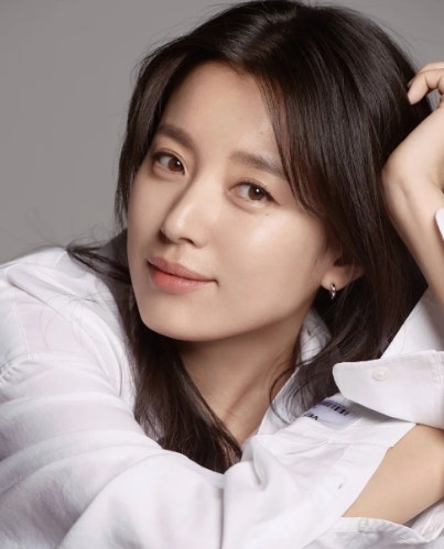 韓孝周在今年7月收到了SBS新劇《你的球場》的出演提案