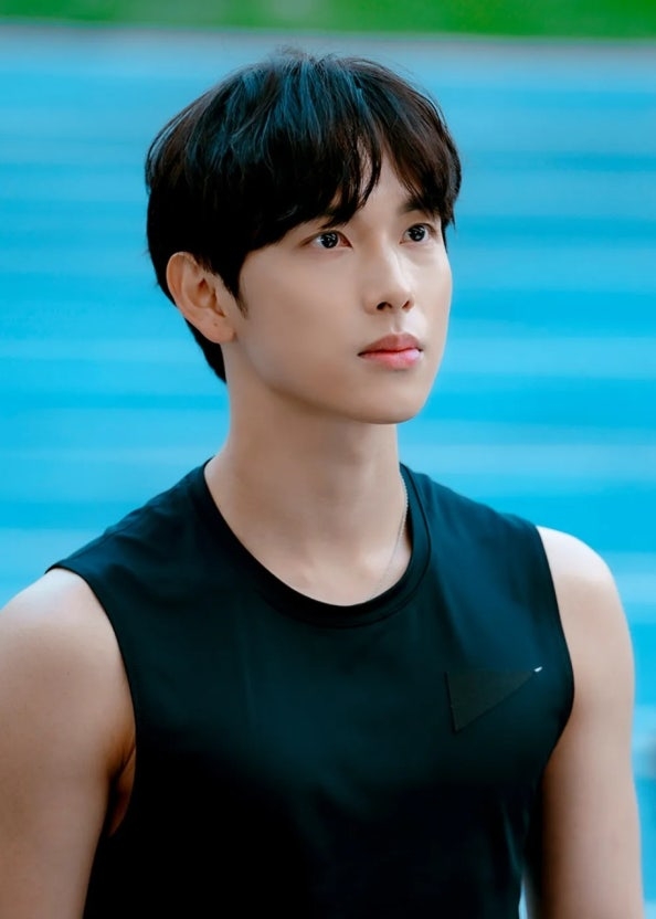 任時完有望飾演性格難以捉摸、卻內心柔軟又缺乏愛韓國頂尖企業財閥三世「尹以俊」