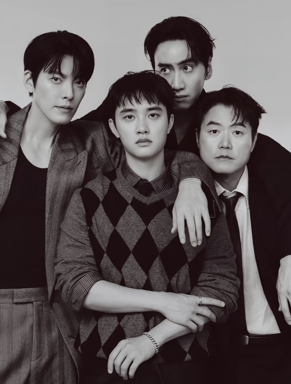 羅PD拍攝時尚畫報引發熱議