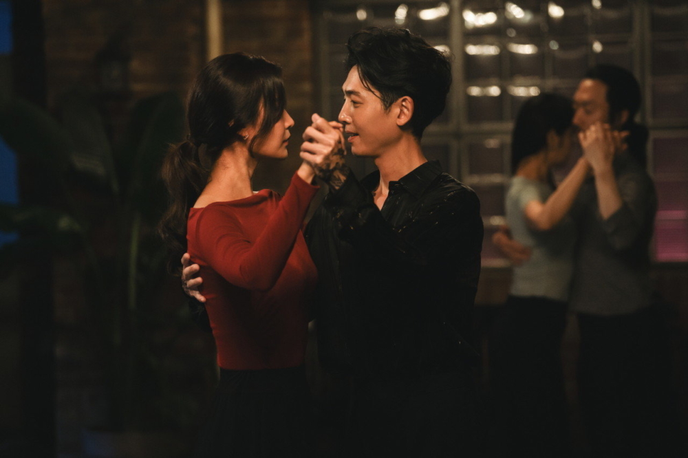 花了三個月學探戈