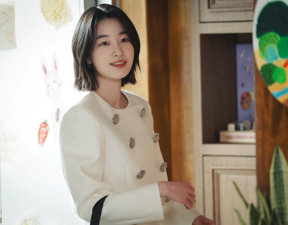 元志安飾演李慶道的初戀「徐智友」