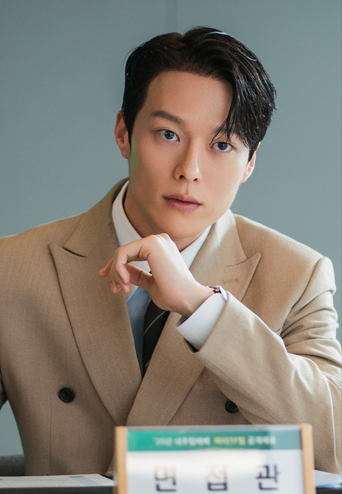 張基龍飾「孔志赫」