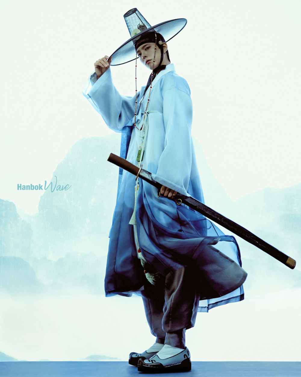 朴寶劍成「韓服WAVE」首位男性代表