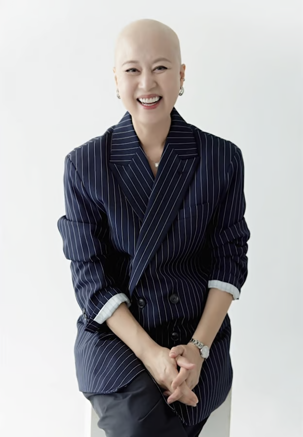 朴美善拍攝光頭形象照