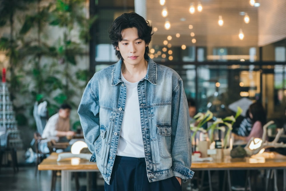 漫改新劇《未婚男女的效率戀愛》李基澤劇照曝光