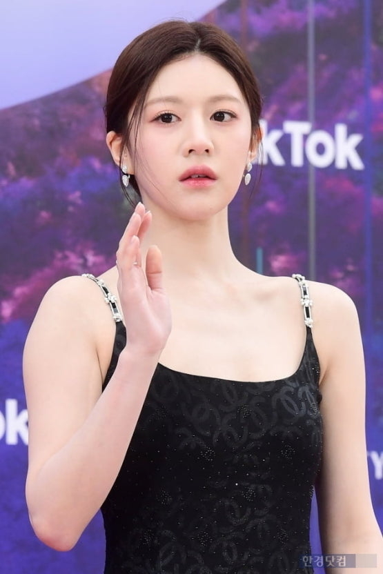 23年《百想》紅毯喘不過氣