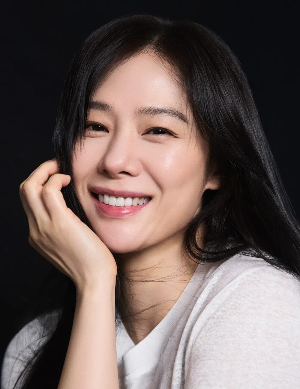 金賢珠飾演抗日組織「救國團」的狙擊手「劉素蘭」