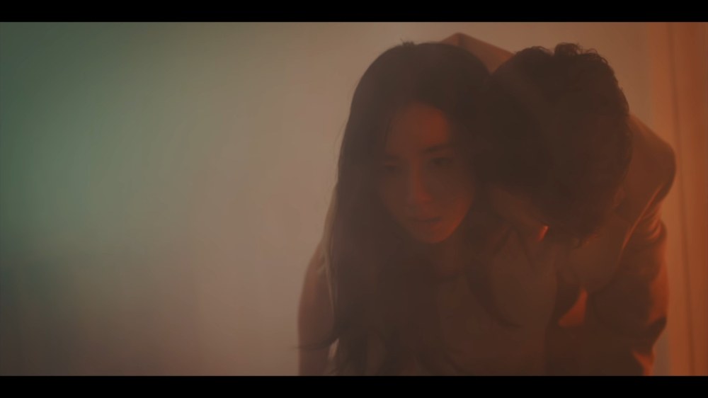 安恩真背著張基龍逃出火場的畫面被批不合理