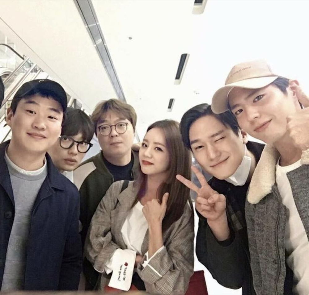 演員們劇終後依舊時常聚會