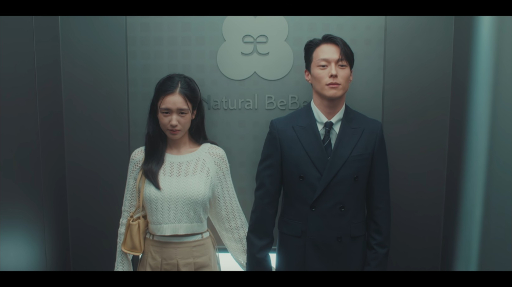 張基龍&安恩真才剛深陷熱戀，她「偽裝已婚媽」秘密就被發現