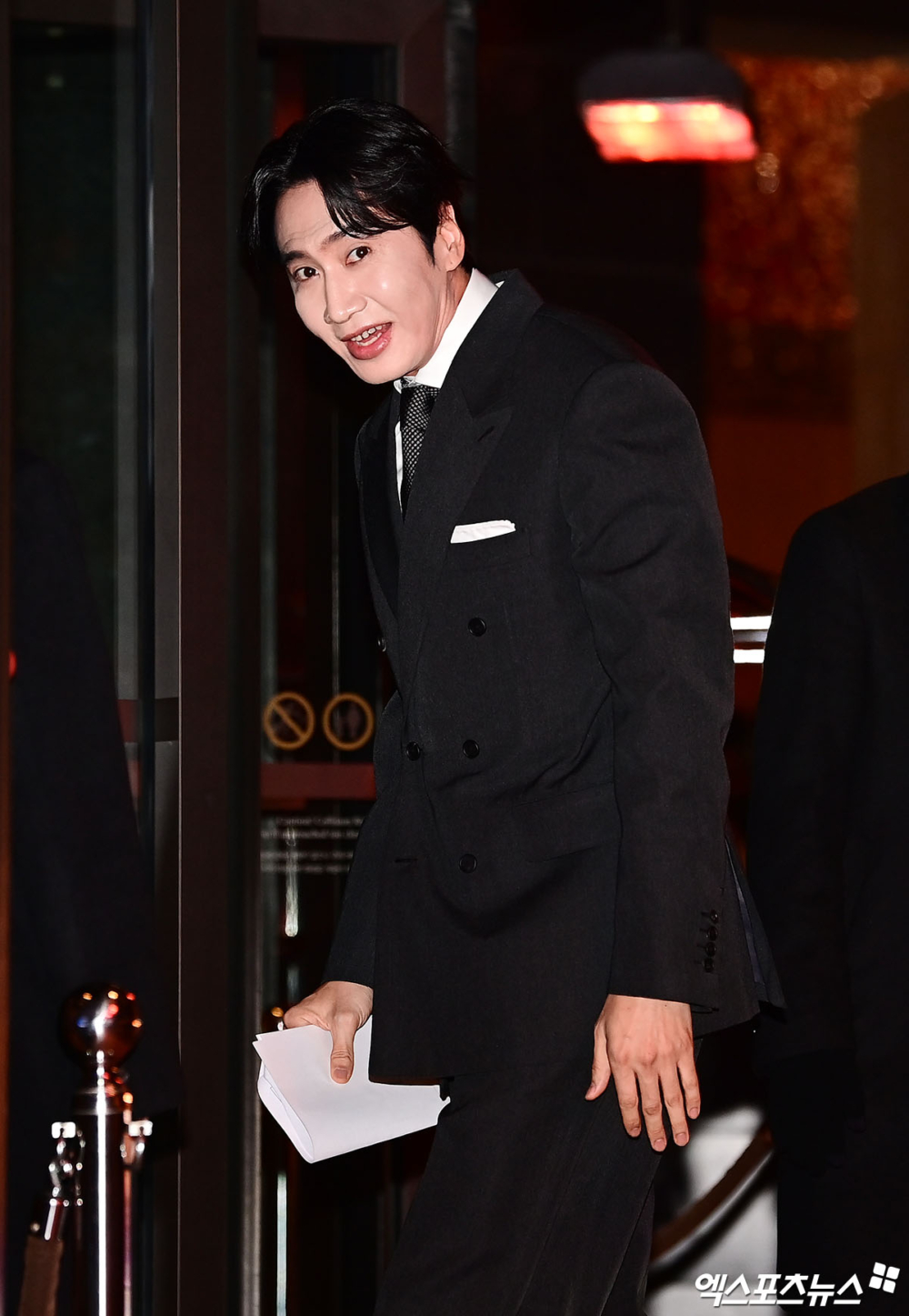 李光洙擔任婚禮司儀