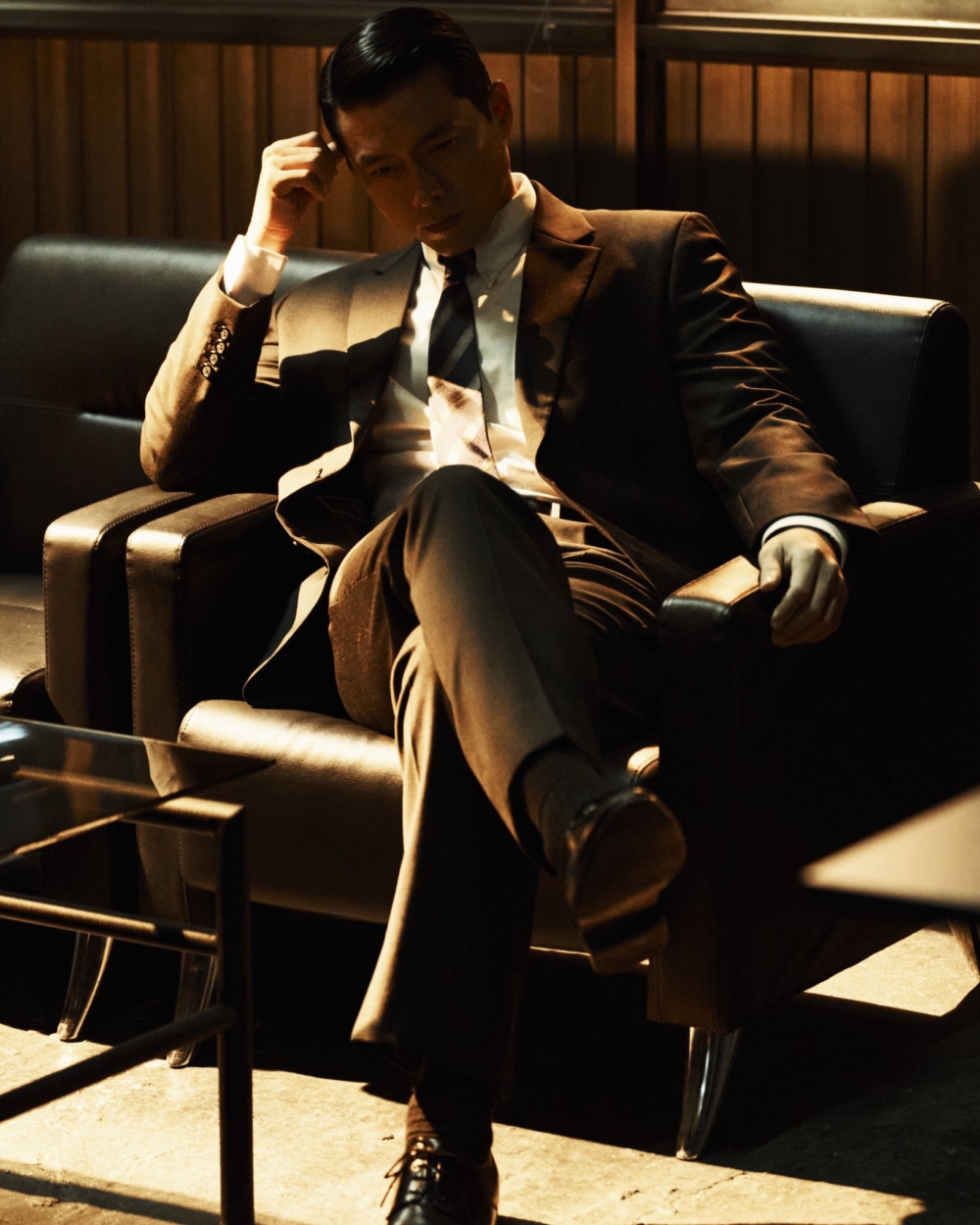 玄彬在劇中飾演黑白通吃的情報科科長「白冀兌」