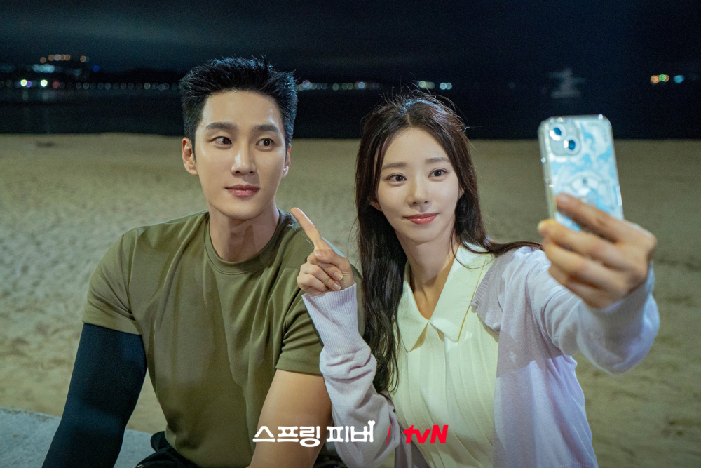 李主儐最近與安普賢主演話題韓劇《春日狂熱》