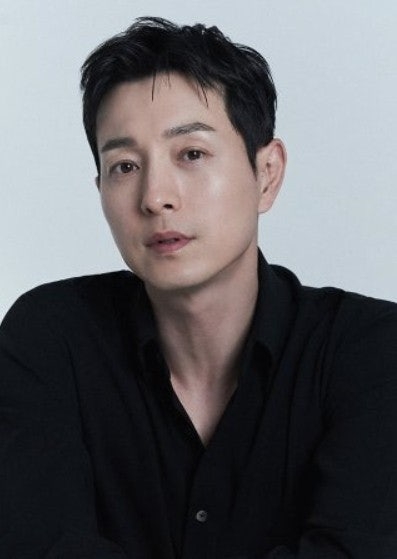 鄭星一憑藉《黑暗榮耀》爆紅後仍持續從事配送兼職工作