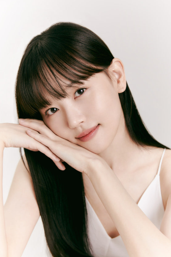 姜漢娜飾演 「韓妍京」首富名門的千金。