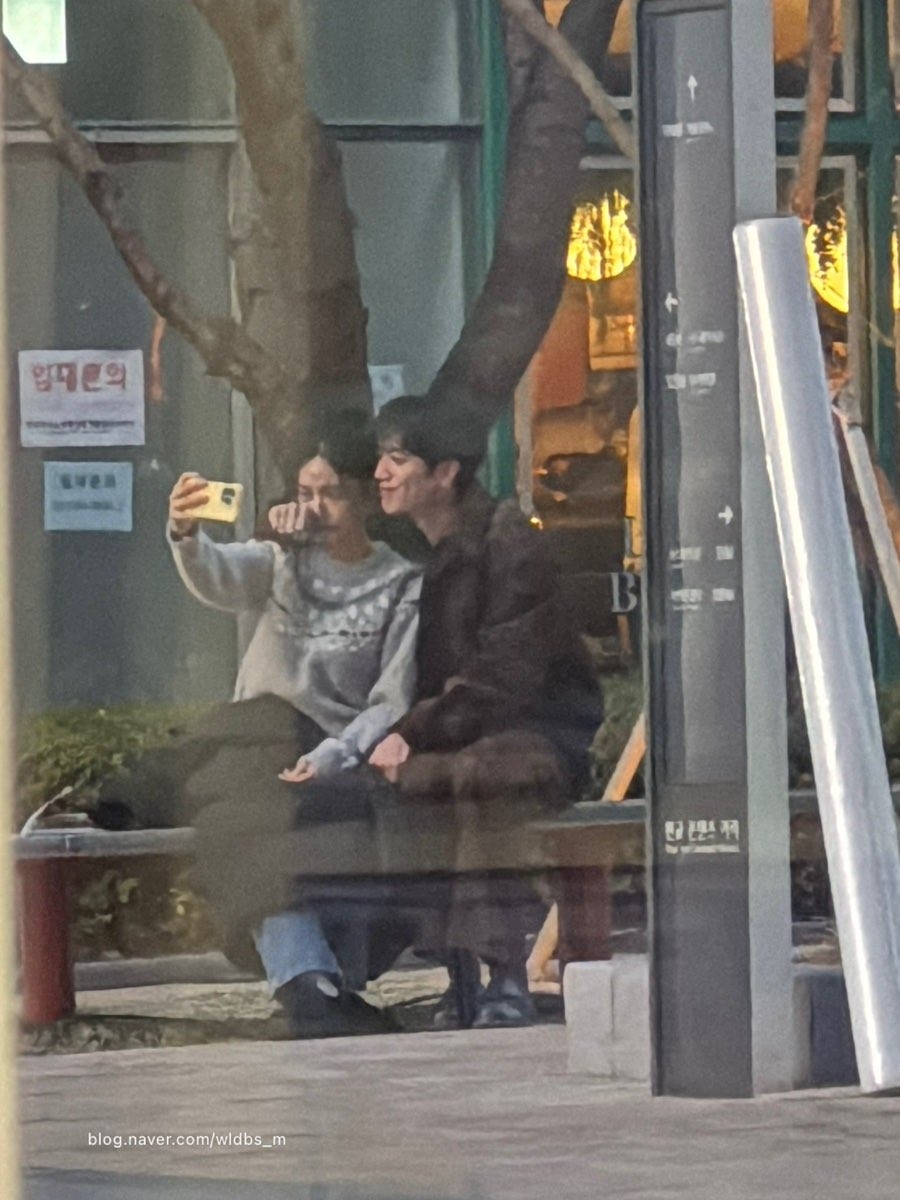 徐康俊&安恩真新劇《不是你的戀愛》路透曝光