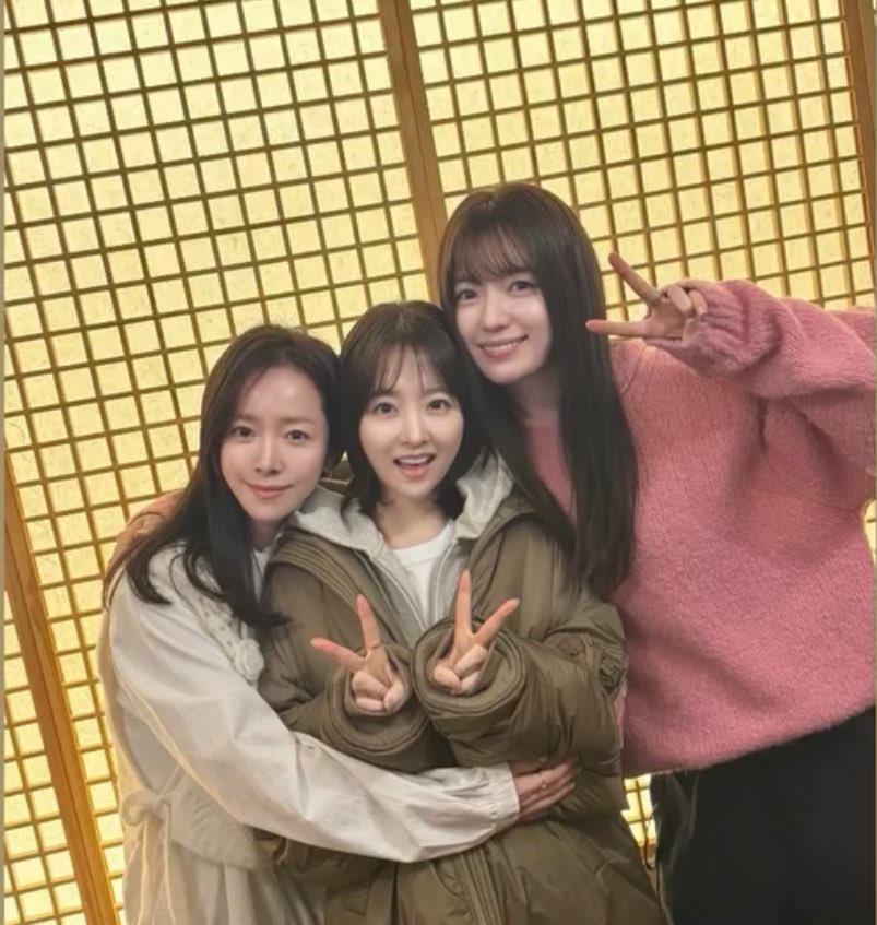 韓孝周、韓志旼、朴寶英近日登上《藉口Go》大聊「I人社交苦衷」