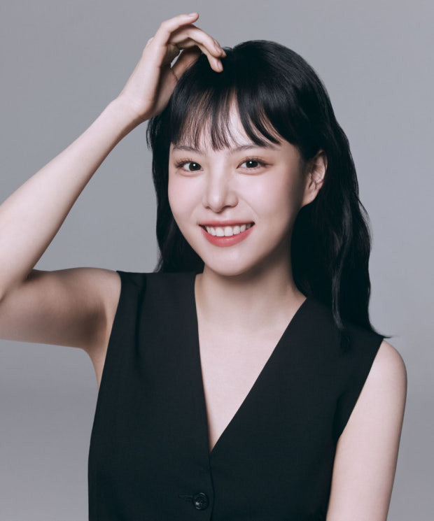 李烈音飾演頂級演員「吳荷娜」