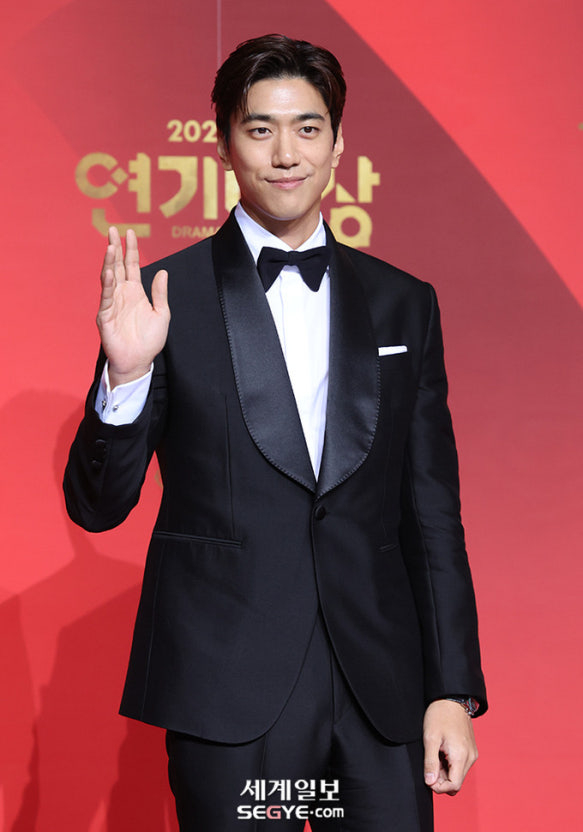 盛駿將飾演內心充滿孤獨與憤怒的世子「李賢」