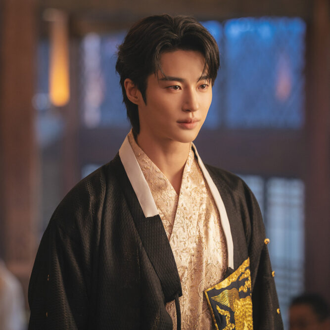 邊佑錫 飾「李莞」