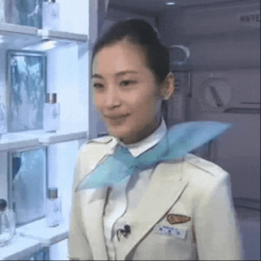 邊佑錫親姊過去曾從事模特兒工作，之後進入大韓航空擔任客艙乘務員（空姐），並工作至今