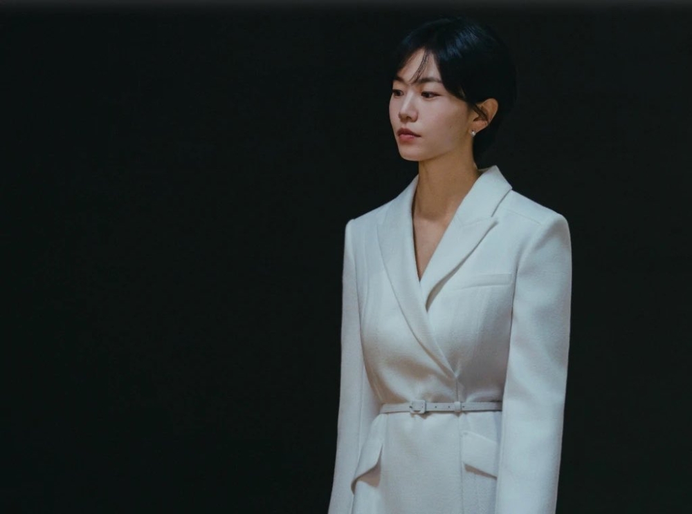 李雪飾演姜泰柱的妻子「高世潤」