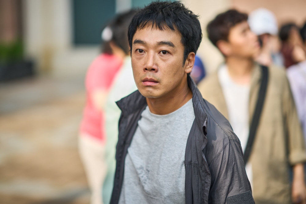 金南喜飾演負責案件的刑警「道赫」