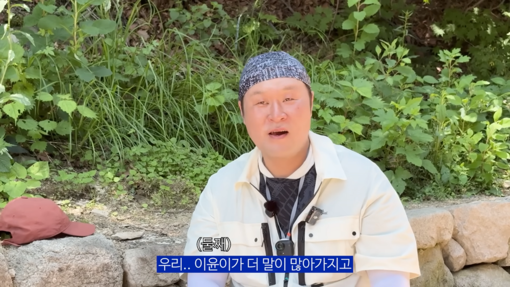 ：尹敬浩提到，自己的女兒也非常健談，只要自己說一句，女兒通常就會回兩句