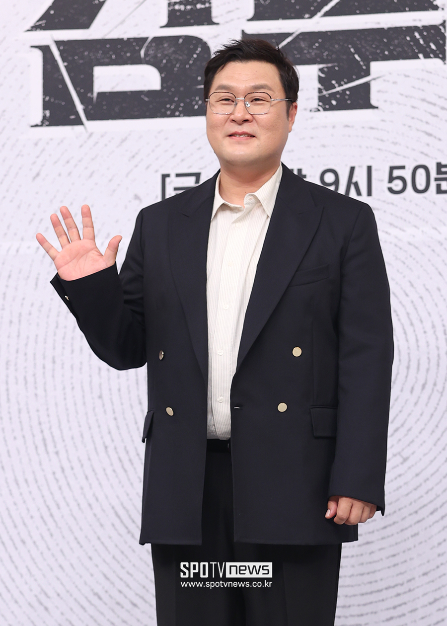 尹敬浩當天將全程維持「全面禁言」模式
