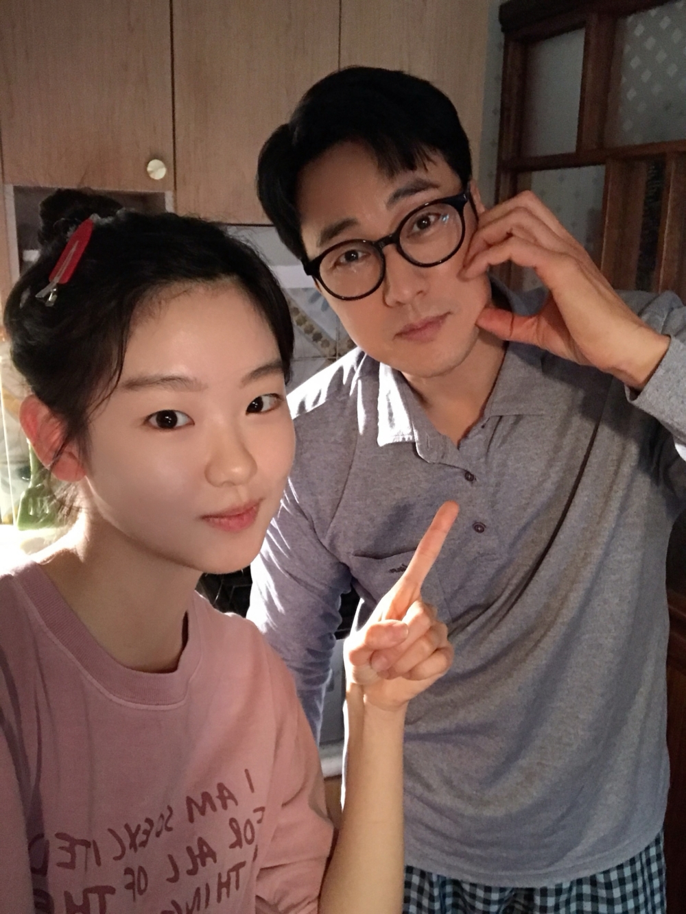 ：蘇志燮前輩默默遞了一顆草莓糖給我，幫助我緩和緊張情緒