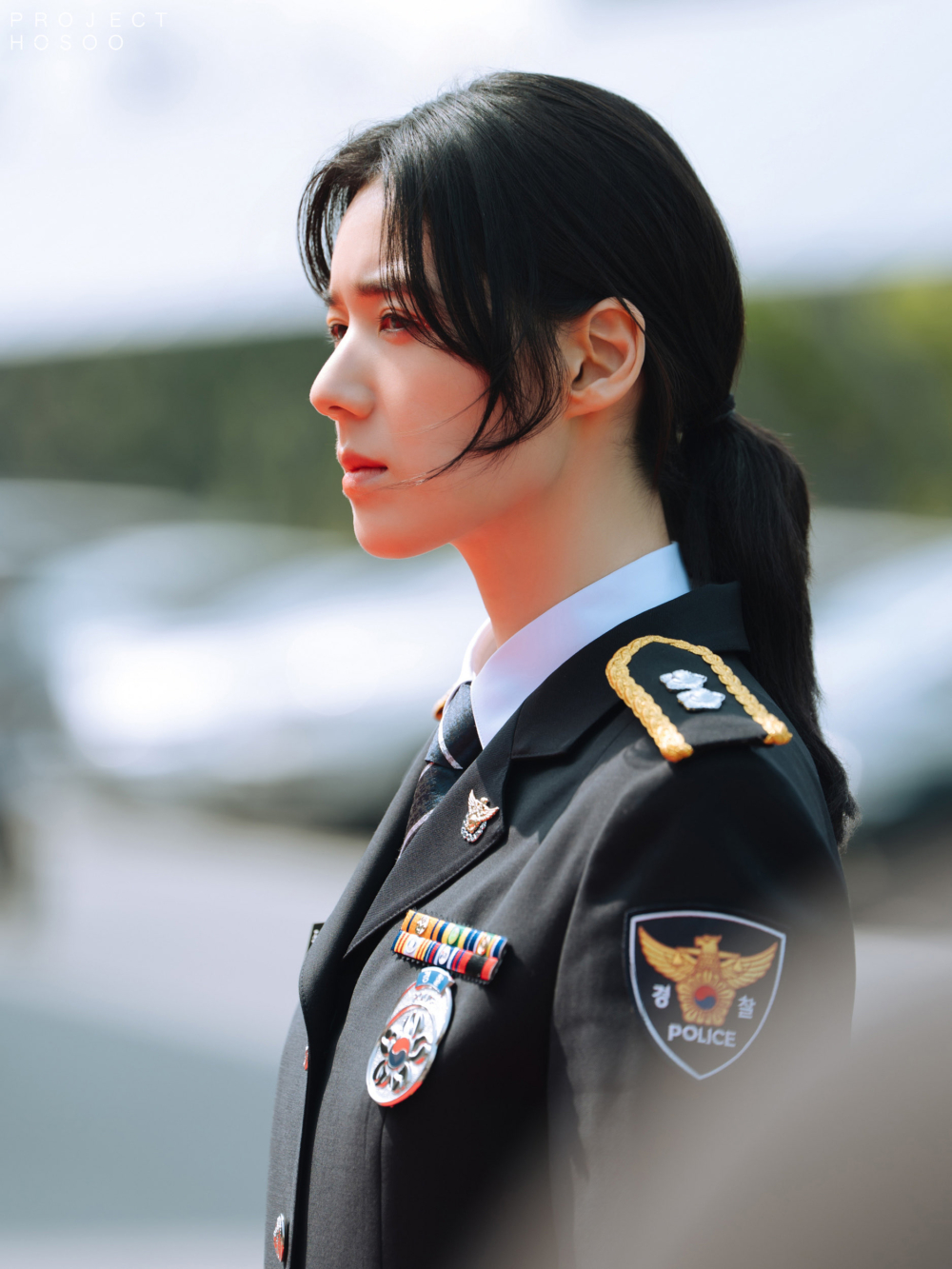 鄭恩彩女警造型 