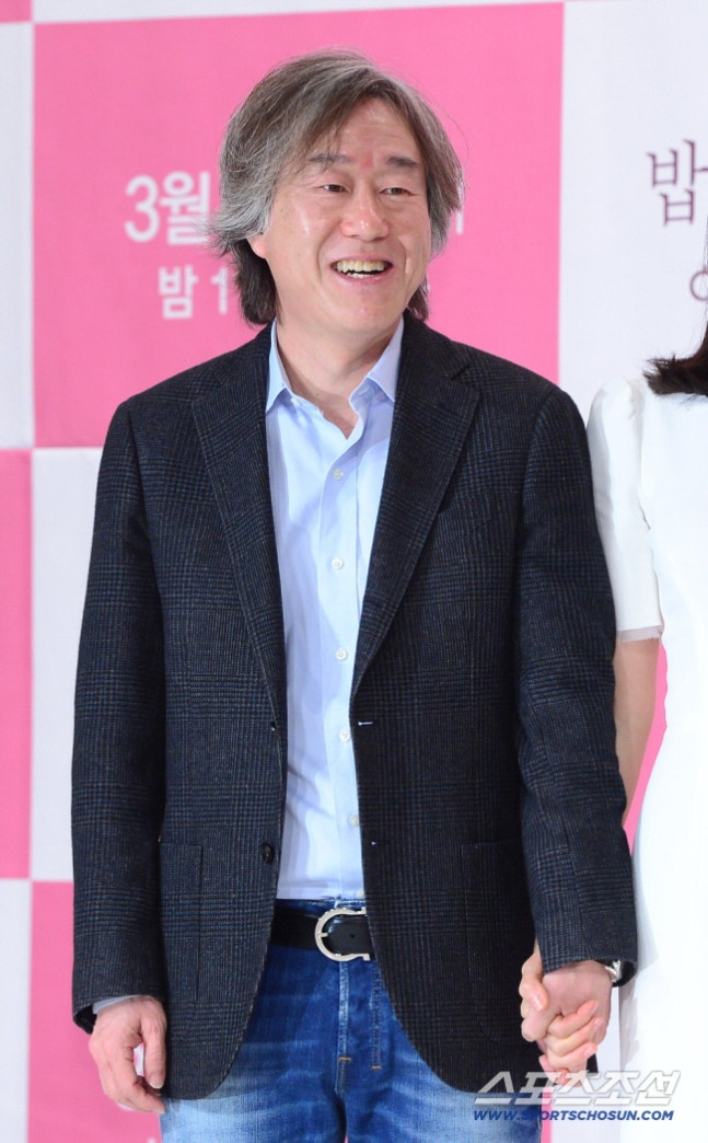 安畔錫導演