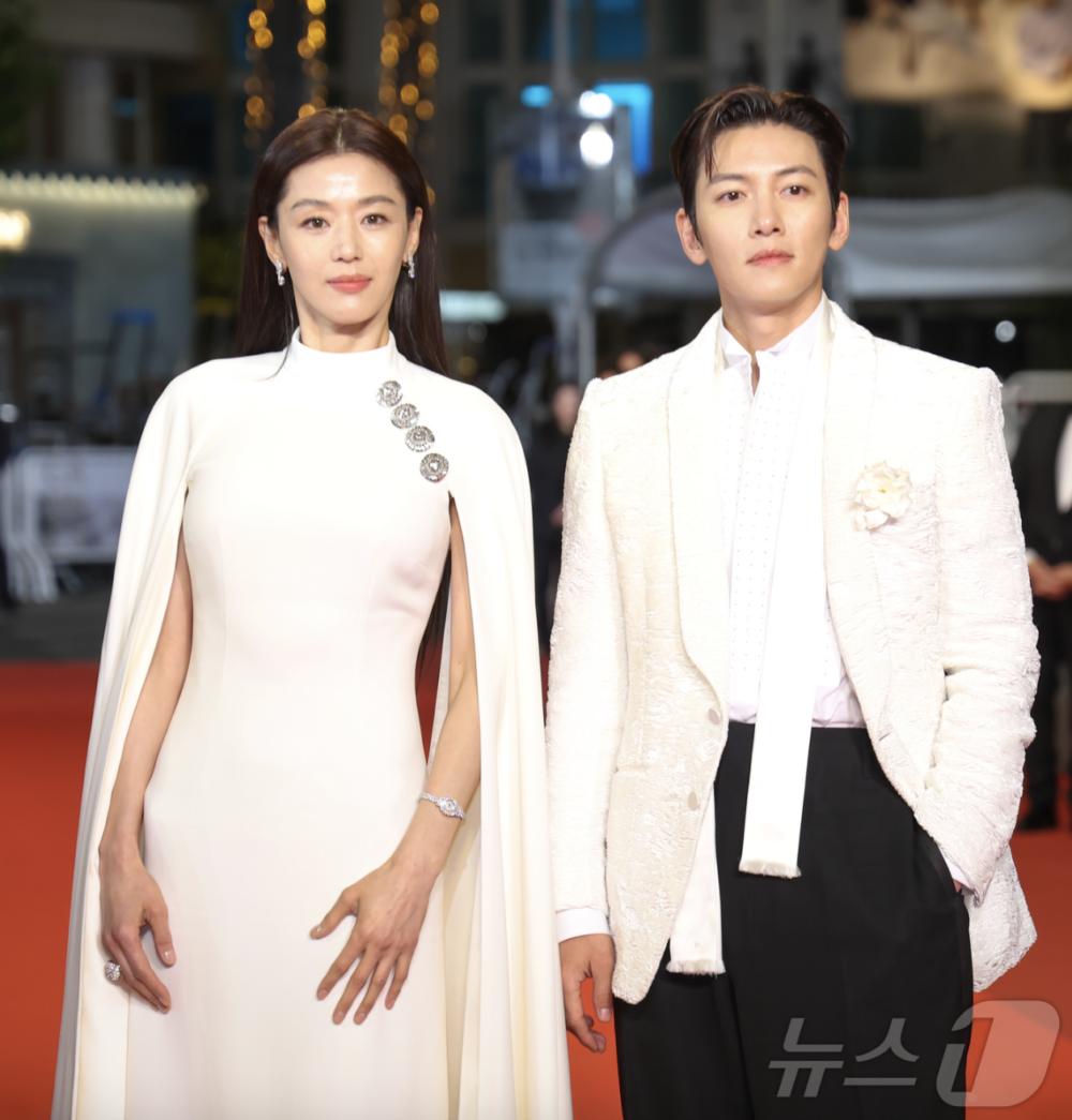 全智賢與池昌旭二搭主演《人間X九尾狐》