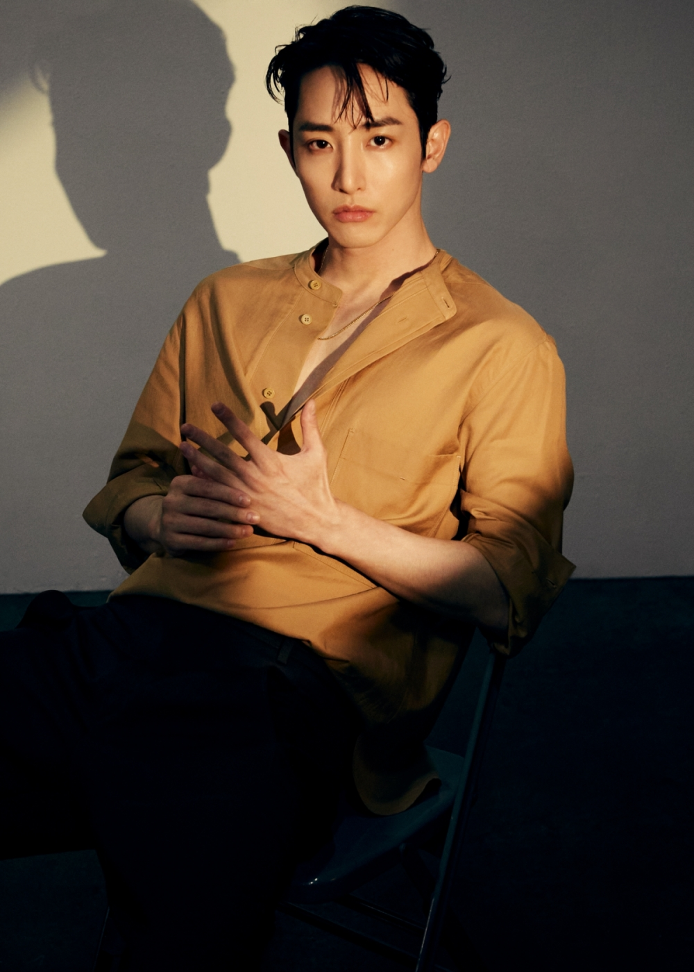 李洙赫是公認的雕刻美男