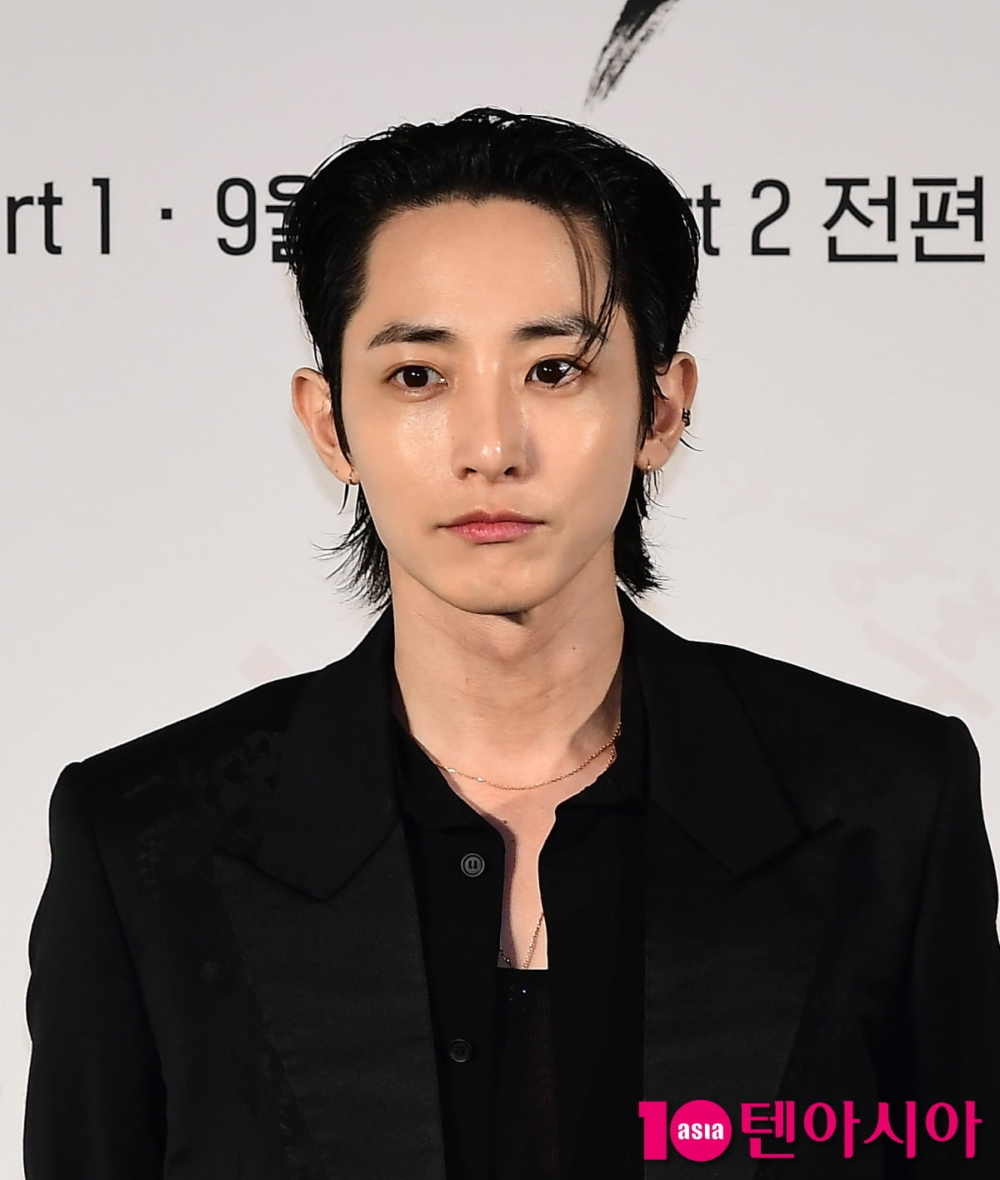 李洙赫是公認的雕刻美男