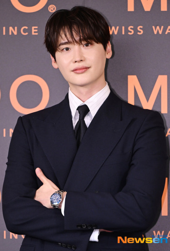 李鍾碩辭演