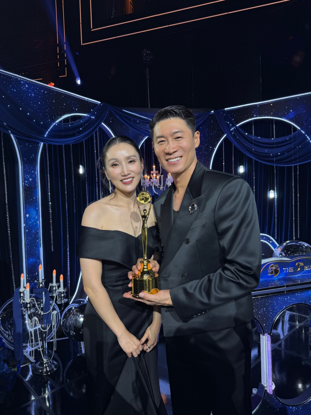 ：如果是非常優秀的作品，我們兩個應該都會想演