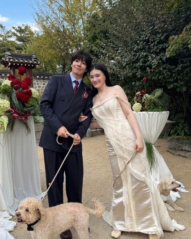 金容智與圈外男友昨日舉行婚禮
