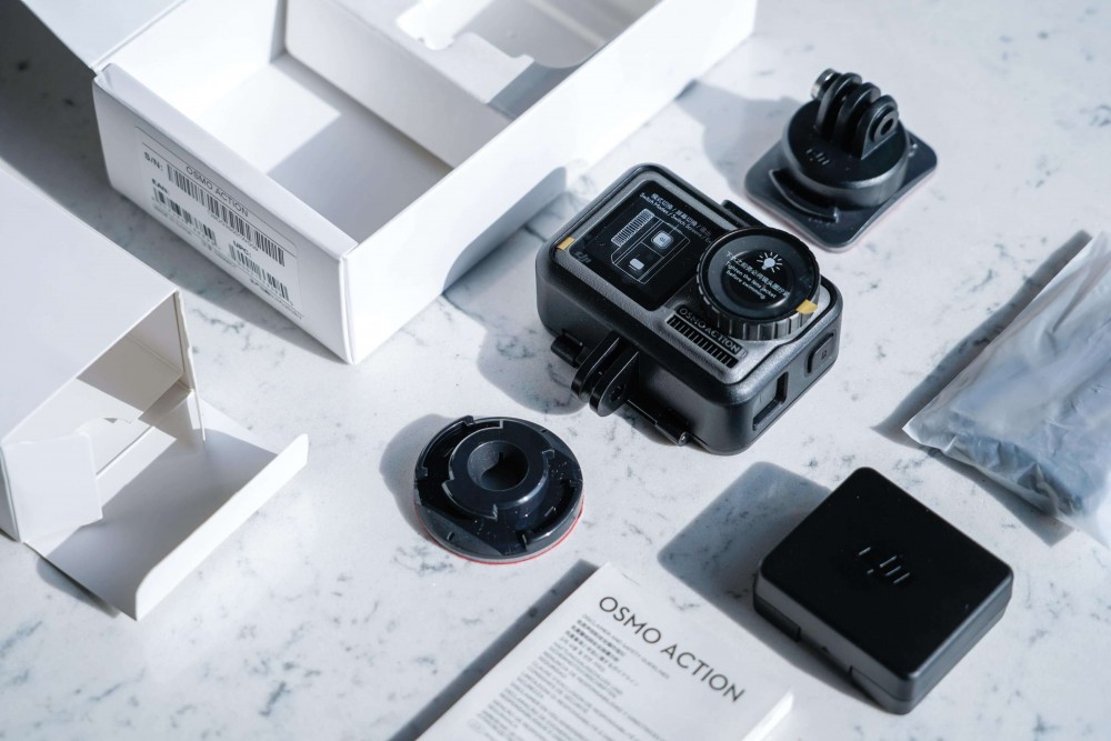 DJI