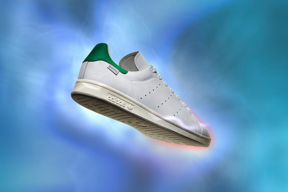 最近Adidas Originals與GORE-TEX合作,攜手推出一款以給經典的Stan Smith作基礎的聯乘鞋款