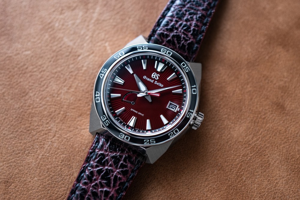 《Hodinkee》