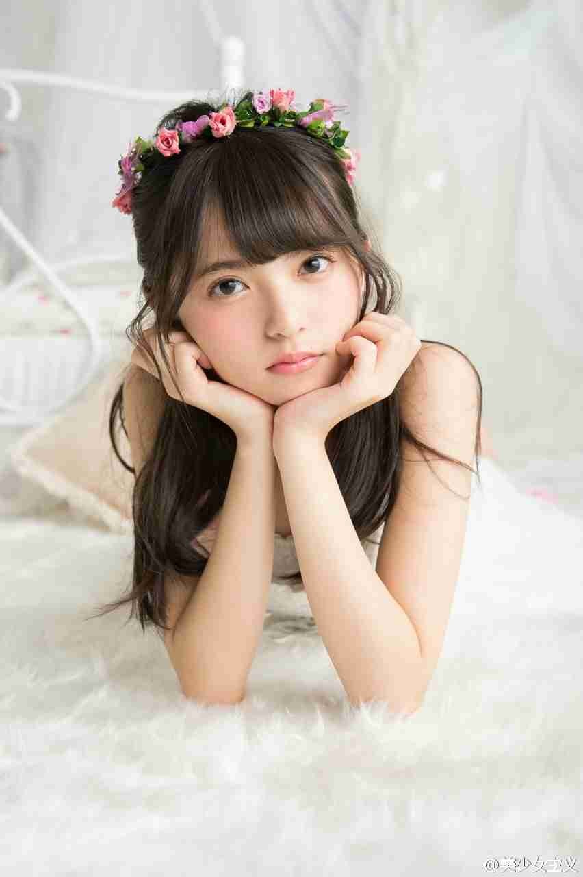 隨著乃木坂46有意衝出日本,進軍內地市場,齋藤飛鳥最近亦勤於練習國語和於節目《乃木坂工事中》𥚃表演川劇變臉的才能,取得更多觀眾的歡心