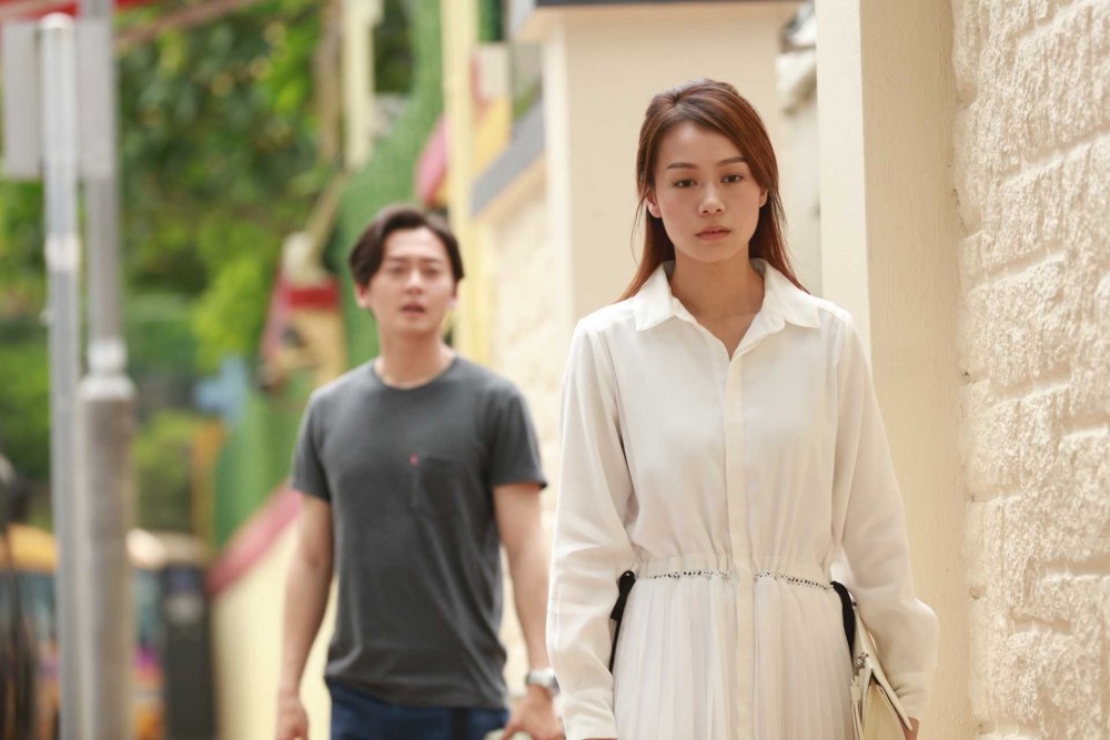 台慶劇之一的《牛下女高音》卻得被放生,就算劇集由黃心穎主演亦獲TVB批准播放,實屬難得,但網民同時相信這是最後一部黃心穎演出的作品