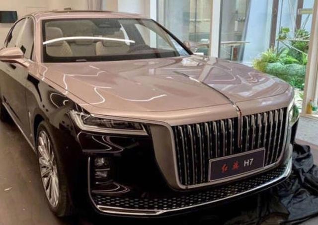 過國內汽車博主「汽車洋葱圈」最近就率先曝光還未發佈的红旗H7實車照片